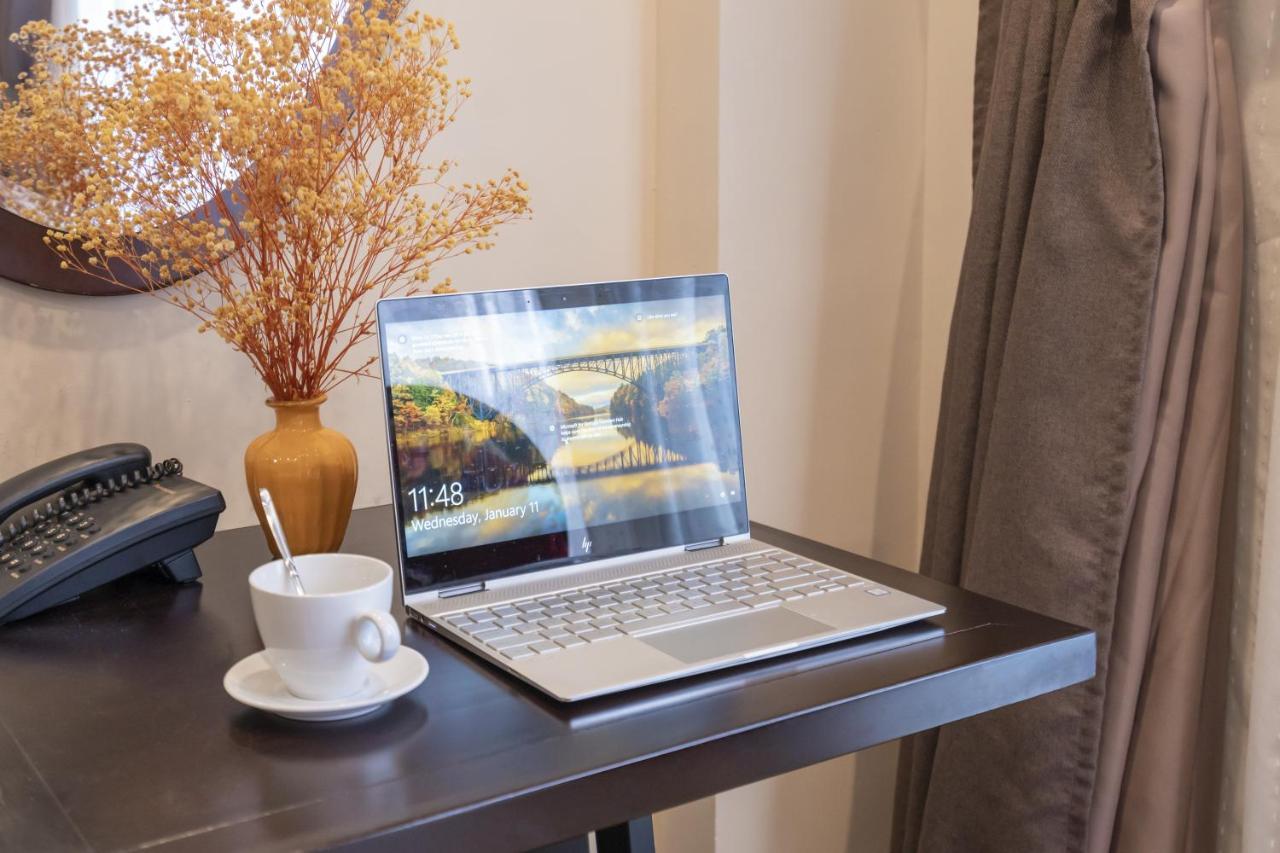 Hanoi Center Silk Charming Hotel & Travel Екстер'єр фото